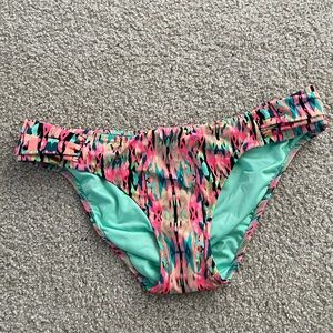 Target patterned bikini bottoms size M